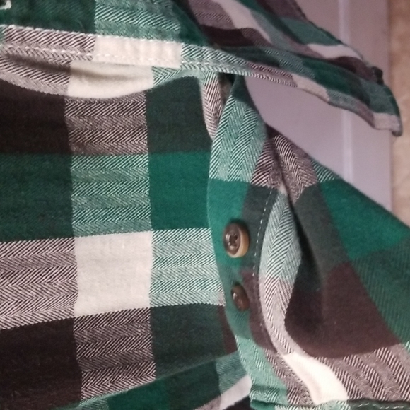 Faded Glory - Button down shirt, Size - L, Color - Green with square pattern - Picture 6 of 10